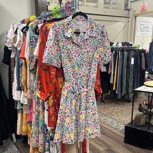 Kate Spade shoreside floral button up dress with a tie wrap waist cotton blend